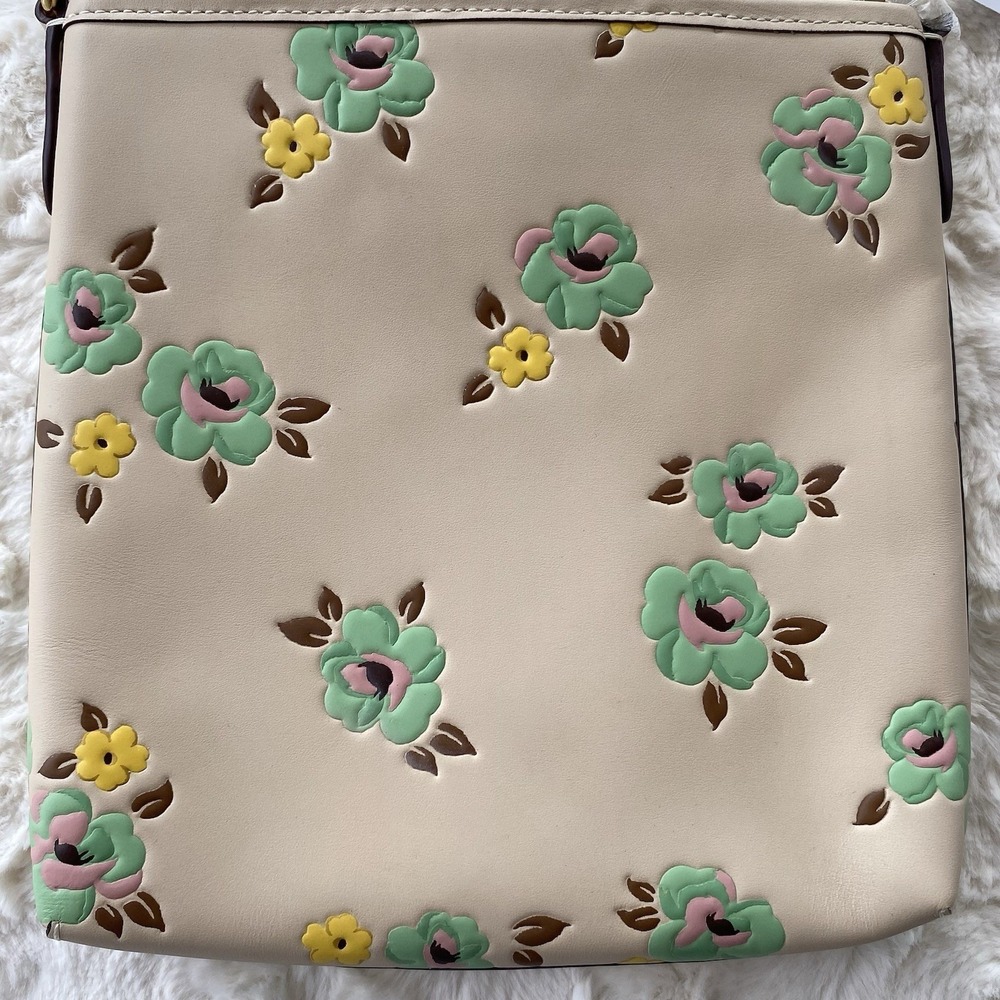 Coach Kitt Messenger Crossbody Bag Pastel Floral Ivory Multi Leather CI183 NWT - Picture 12 of 15